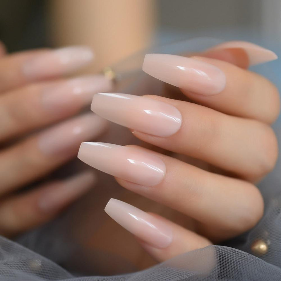 Celia Glossy Long Nails