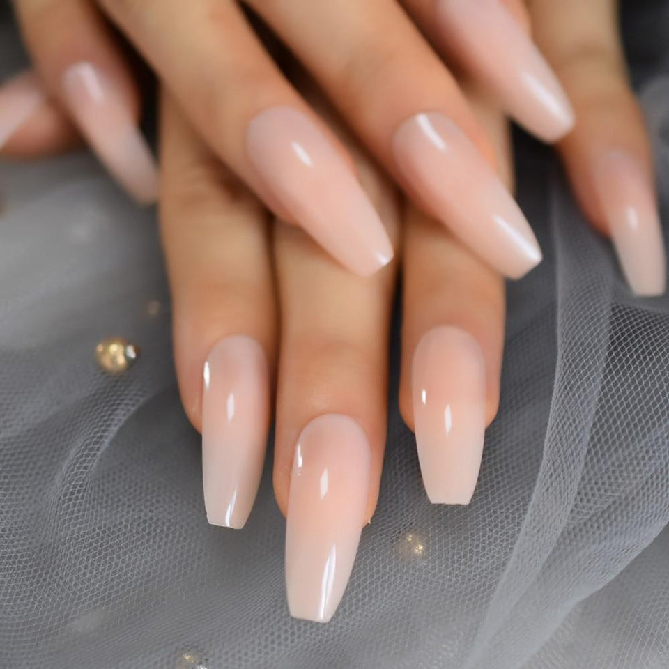 Celia Glossy Long Nails